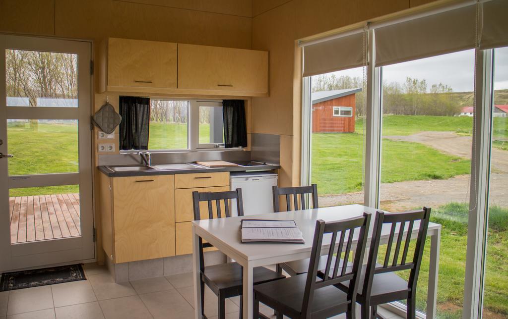 Einishus Cottages Laugar  Rom bilde