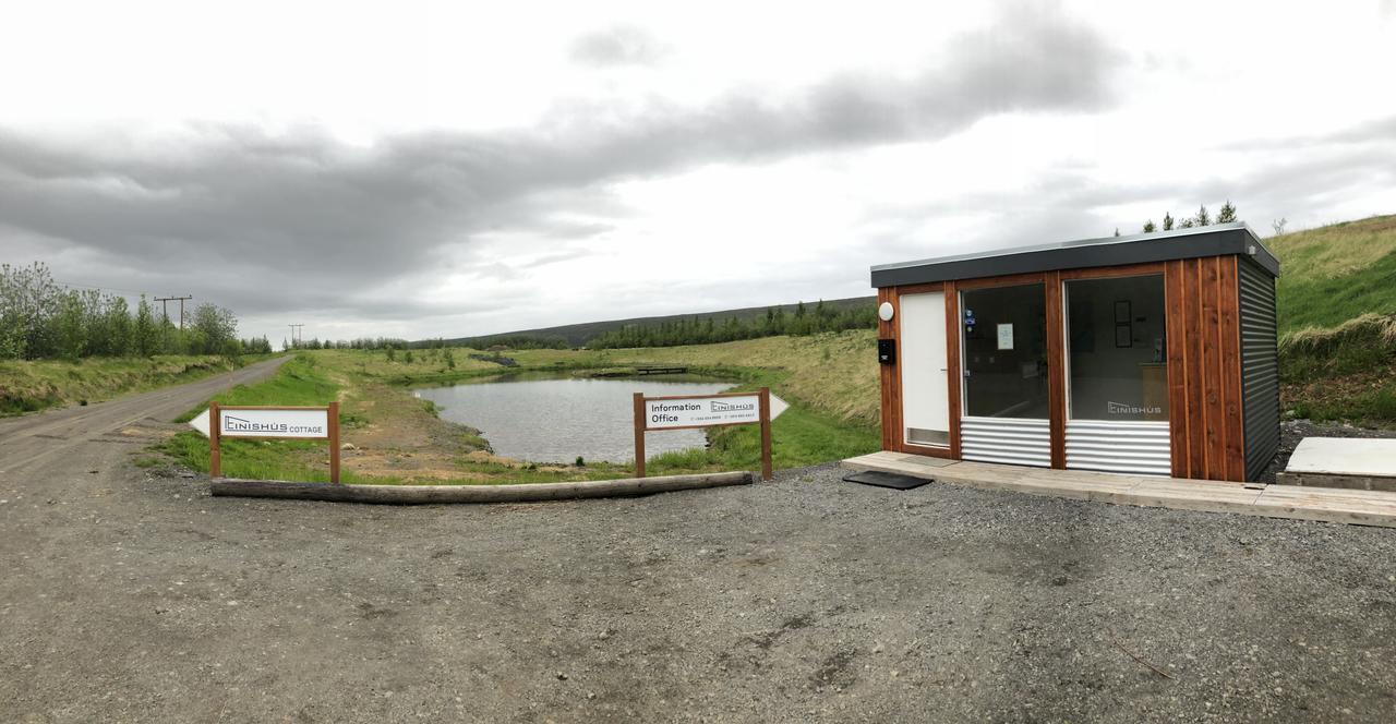 Einishus Cottages Laugar  Eksteriør bilde