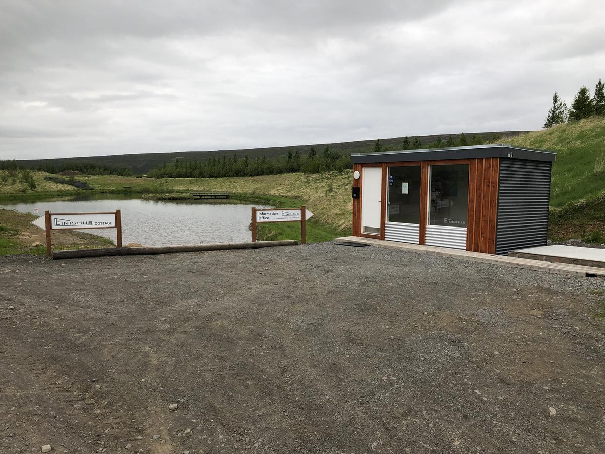 Einishus Cottages Laugar  Eksteriør bilde